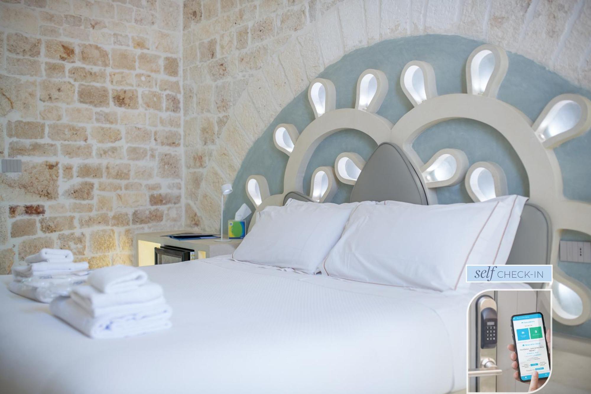 Vico Bianco Raro Smart Rooms Collection Ostuni Kültér fotó