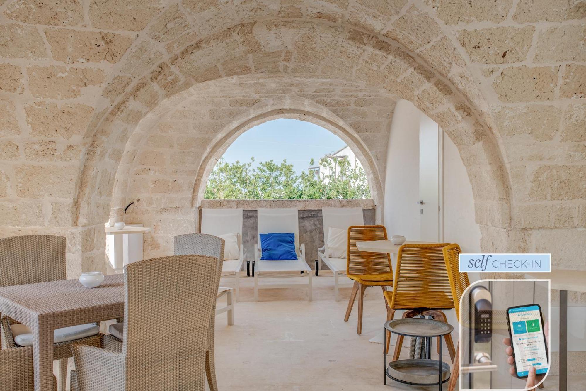 Vico Bianco Raro Smart Rooms Collection Ostuni Kültér fotó